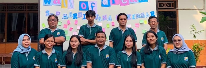 Kepala Sekolah, Guru, Staf Tata Usaha dan Karyawan SMP Mardi Yuana Cikembar